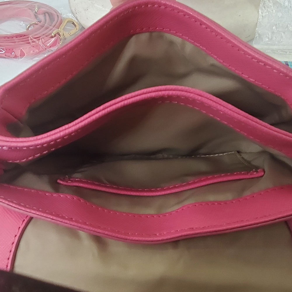 AUTHENTIC TORY BURCH Pink Robinson Mini Crossbody - Picture 13 of 15